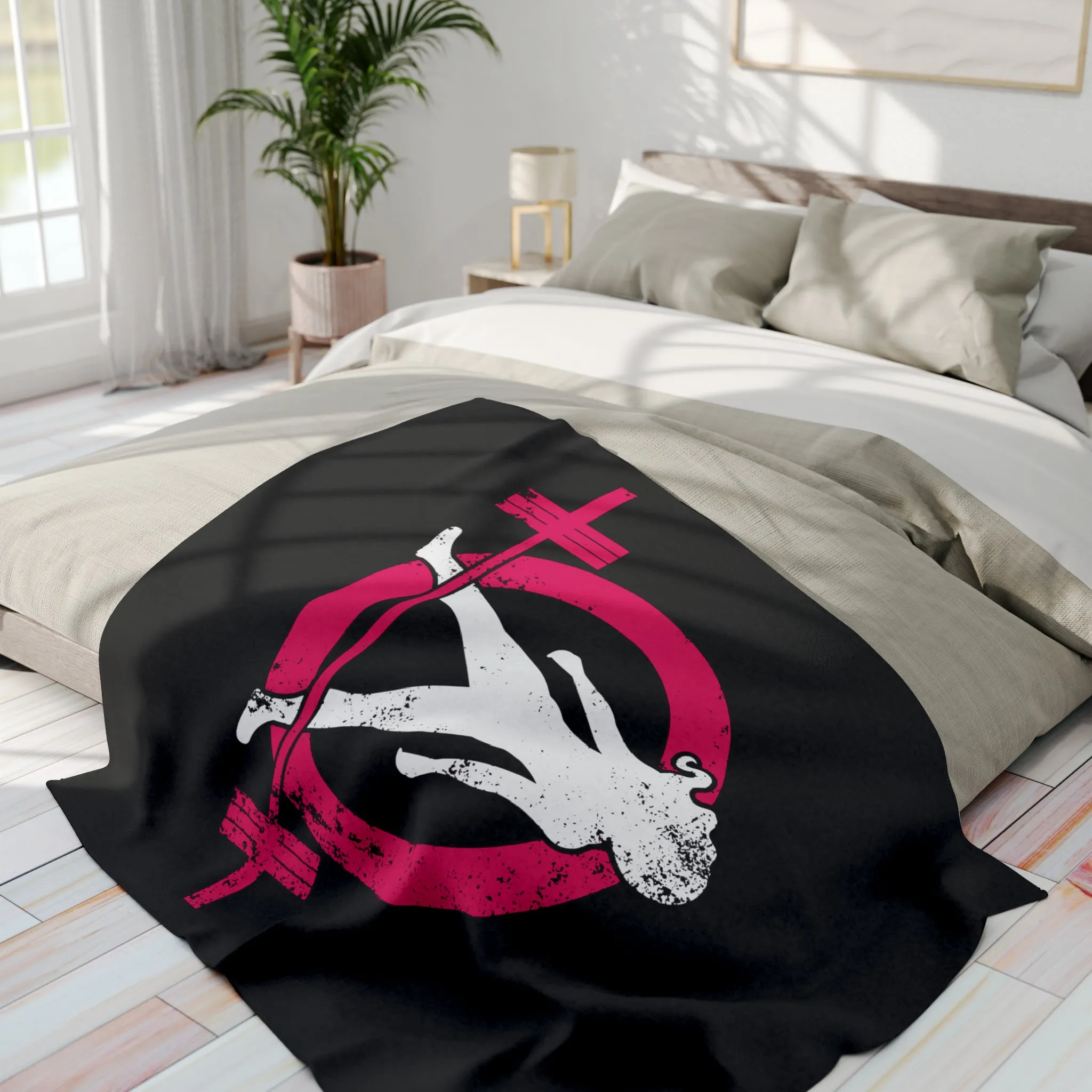 Arctic Fleece Blanket - Black Distressed Logo