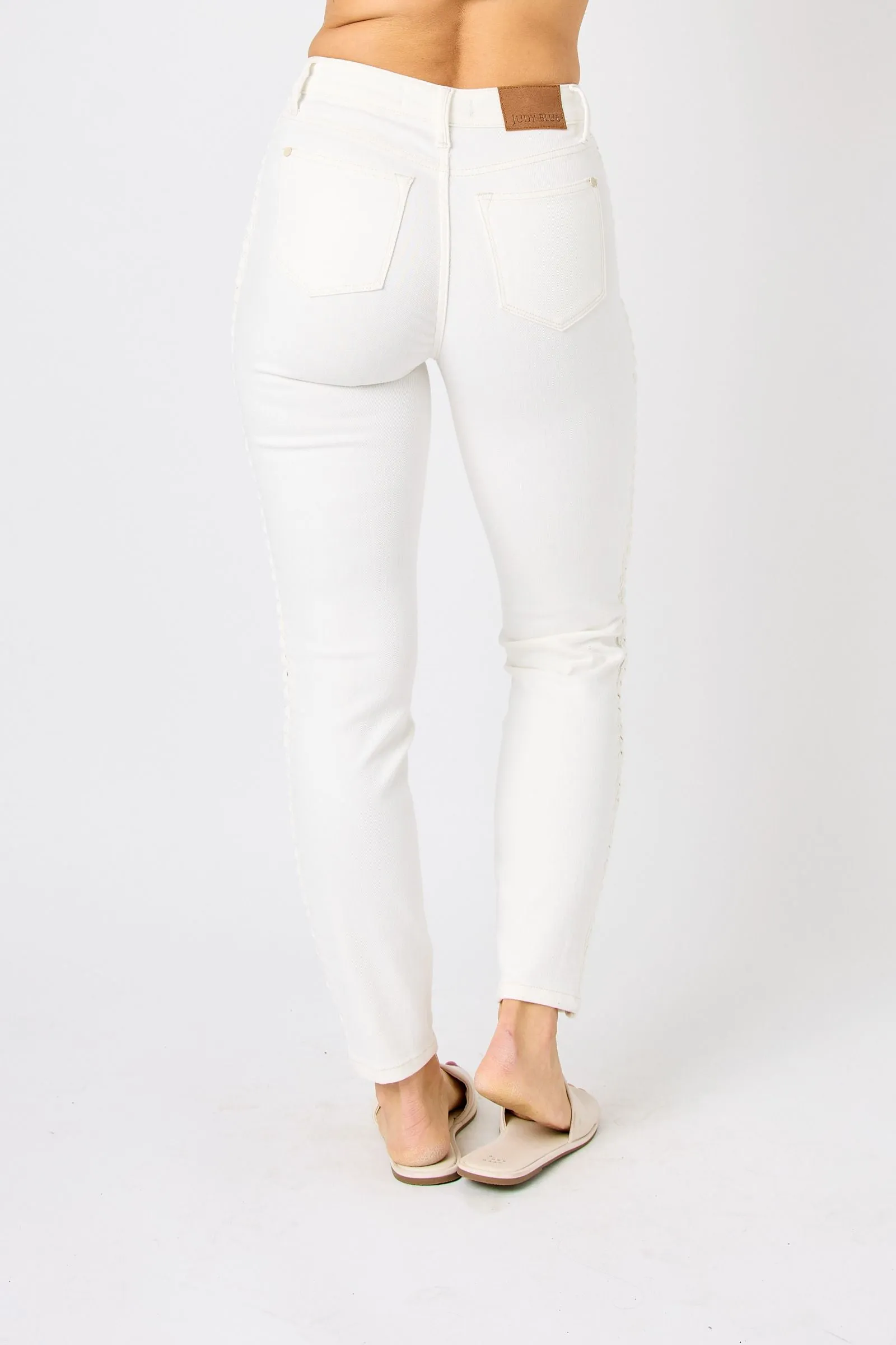 Judy Blue Mid Rise Braided Detail White Relaxed Fit Denim 88782