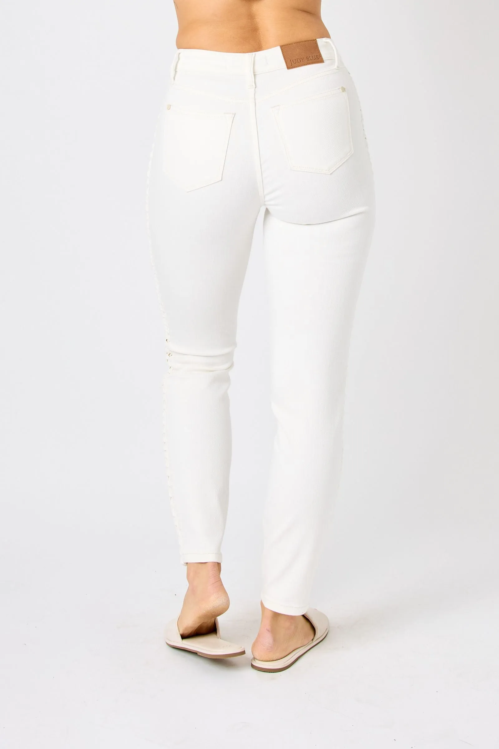 Judy Blue Mid Rise Braided Detail White Relaxed Fit Denim 88782